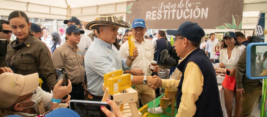 Presidente Duque lanza “Paissana”, la marca que impulsará productos hechos por víctimas del conflicto